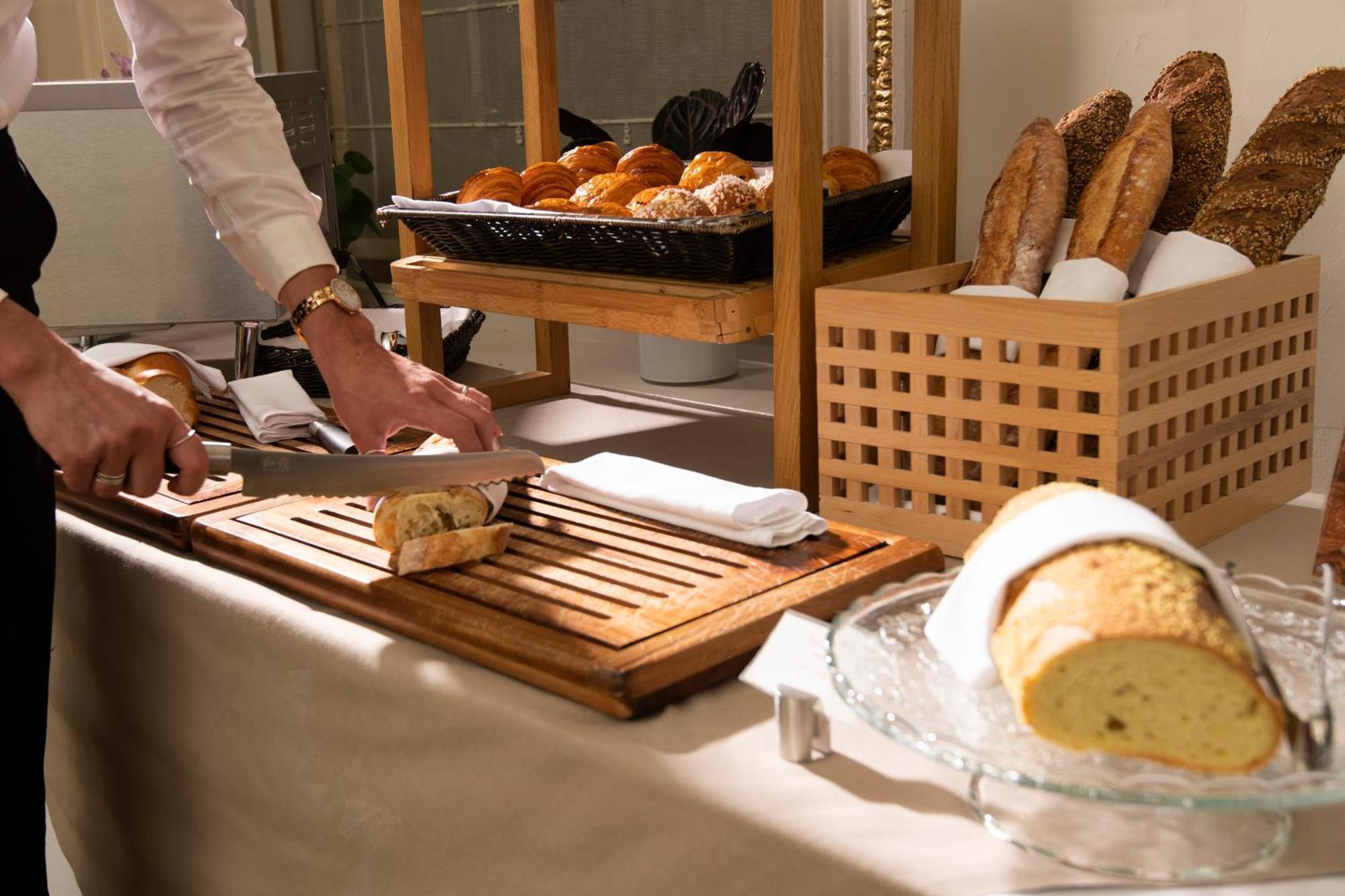 Hotel Des Trois Couronnes & Spa - The Leading Hotels Of The World Βεβέ Εξωτερικό φωτογραφία