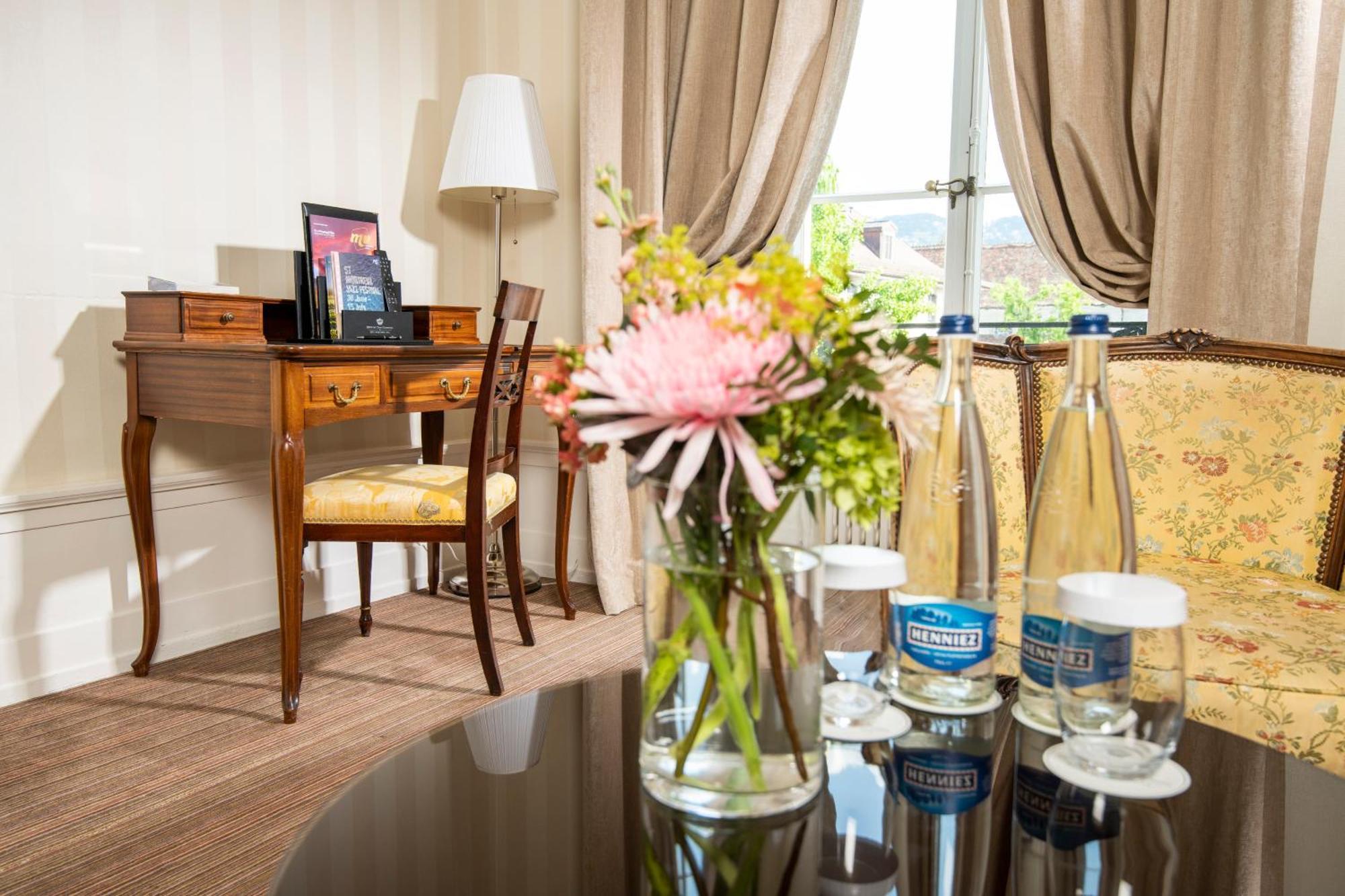 Hotel Des Trois Couronnes & Spa - The Leading Hotels Of The World Βεβέ Εξωτερικό φωτογραφία