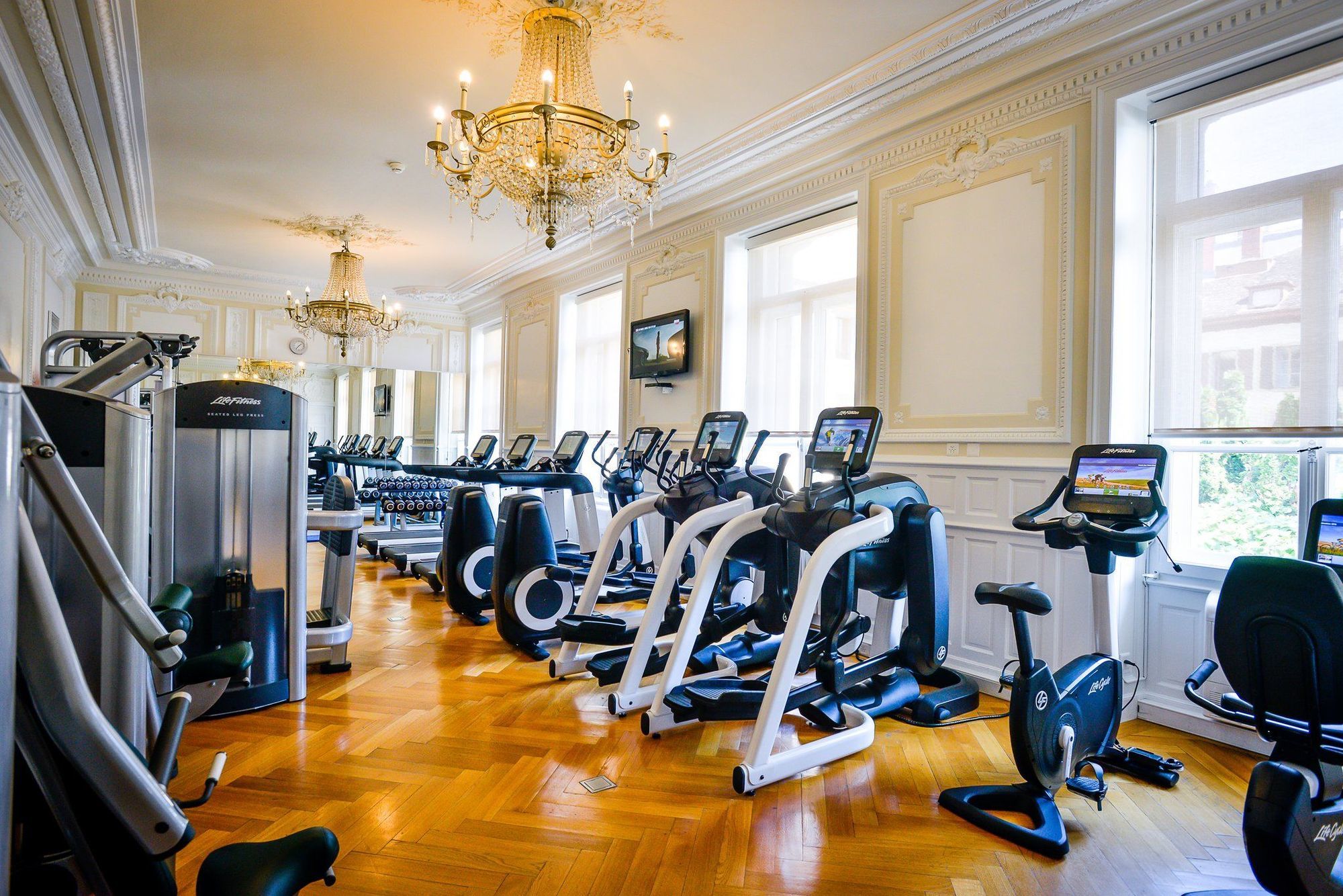 Hotel Des Trois Couronnes & Spa - The Leading Hotels Of The World Βεβέ Εξωτερικό φωτογραφία